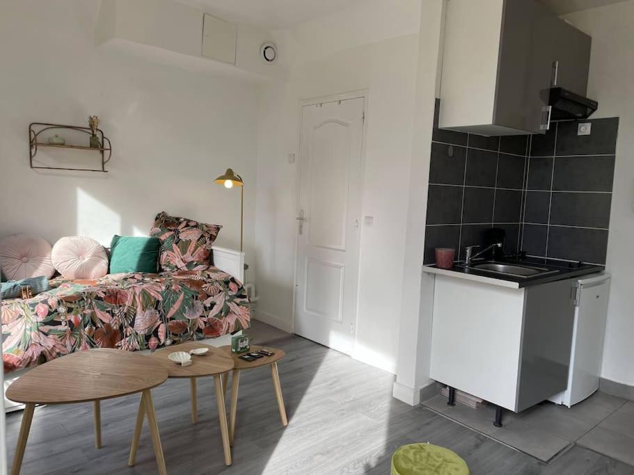 Appartamento Charming Bright Sunny Near Canal St Martin *